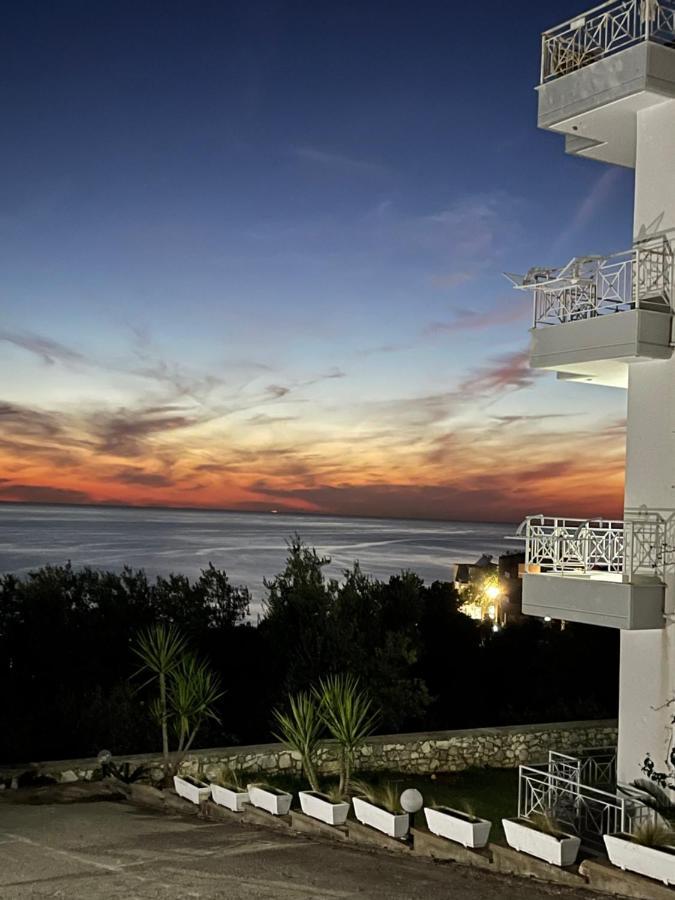 Villa 61 Sea And Sunset View Dhërmi Extérieur photo